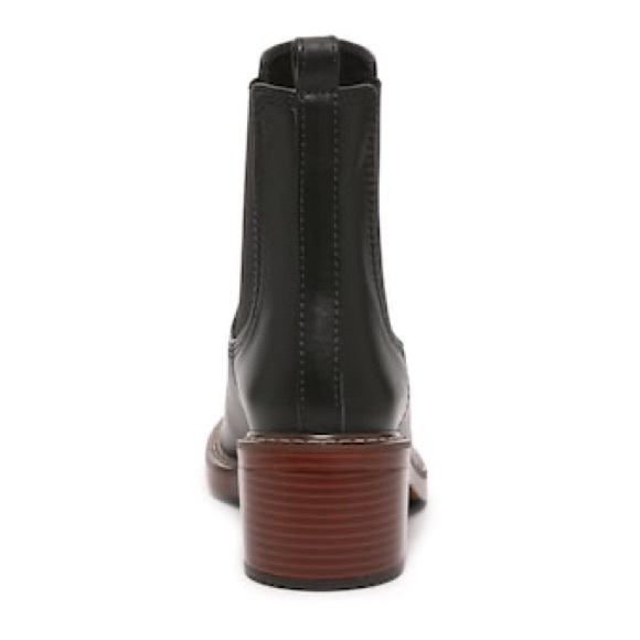 Steve Madden Laurely Chelsea Bootie 👢 - Picture 13 of 16